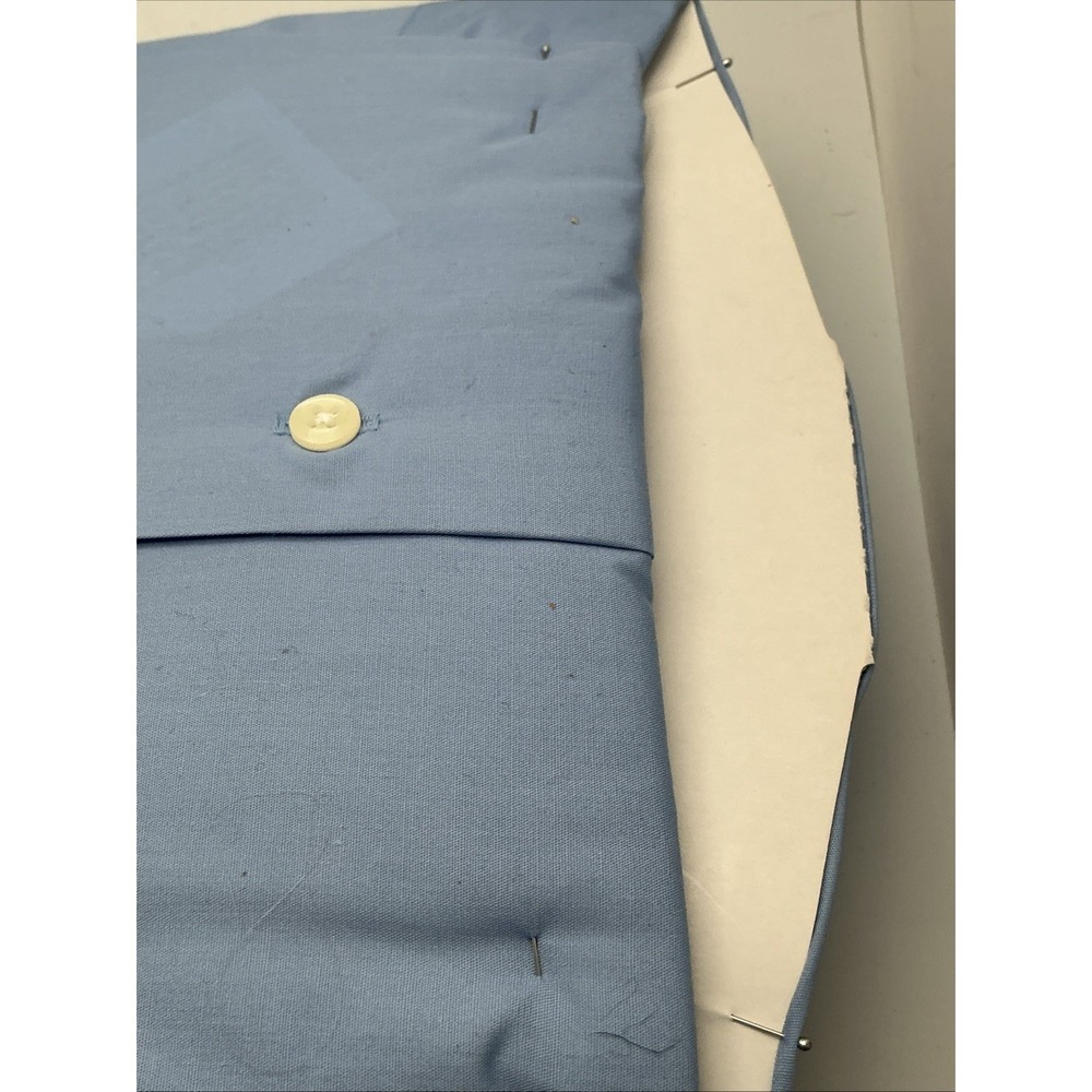 NWT Van Huesen Wrinkle Free Blue Dress Shirt XL 17 32/33 Tommy Hilfiger Silk Tie - Picture 8 of 8